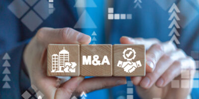 Rapport : les transactions de fusions et acquisitions s'intensifient