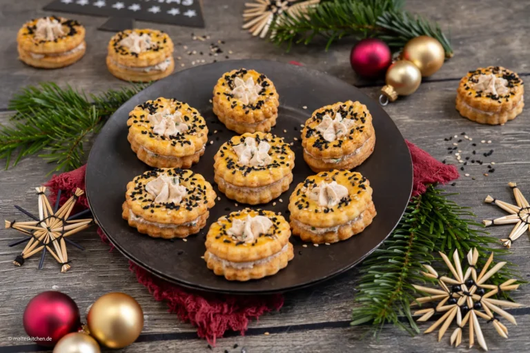 Spitzbuben copieux avec fromage et crème de fromage à la crème