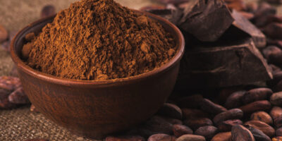 Pénurie de cacao et hausse des coûts : les boulangers cherchent des alternatives