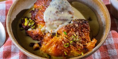 Off Duty Chef : croissant et pudding au beurre au chocolat et pistache, crème Baileys