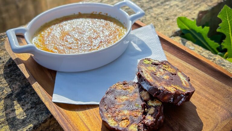 Salami au chocolat et crème anglaise portugaise de Neven Maguire