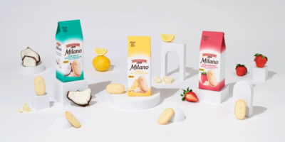 Début des biscuits au chocolat blanc Milano