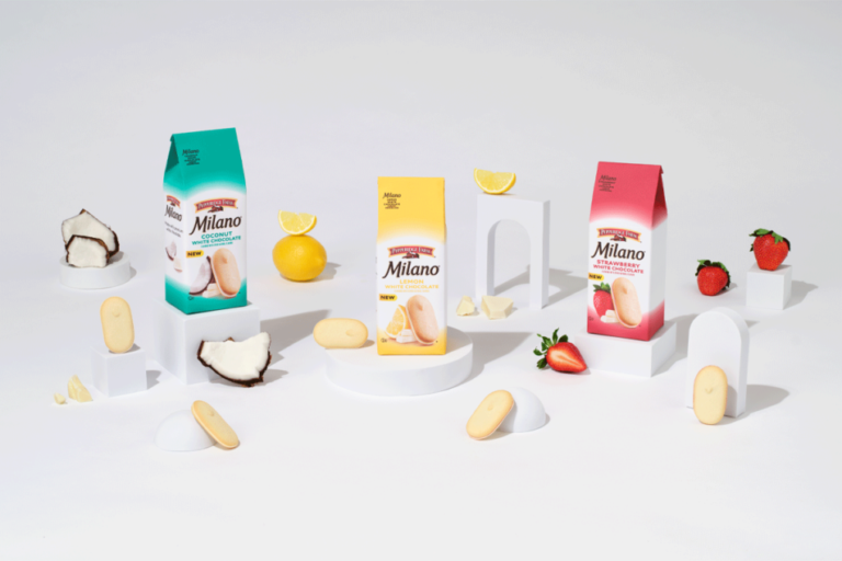 Début des biscuits au chocolat blanc Milano