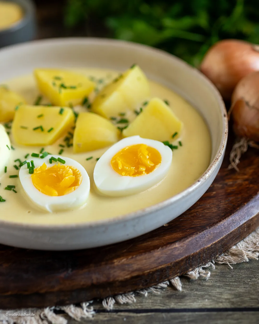 Oeufs à la sauce moutarde