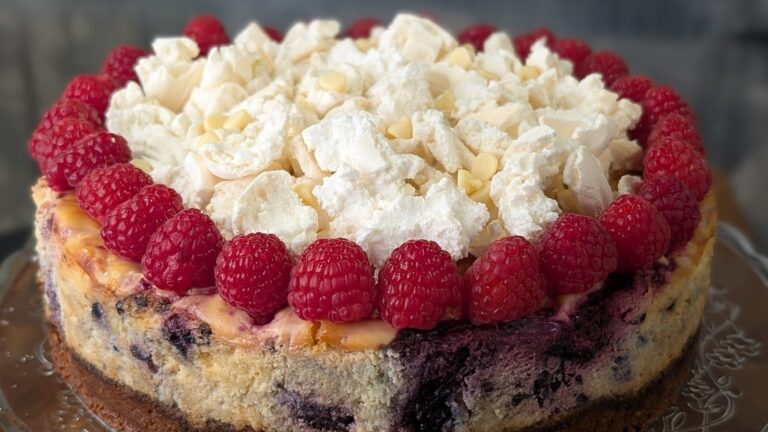 Cheesecake à la new-yorkaise de Kevin Aherne avec framboise et chocolat blanc : Aujourd'hui