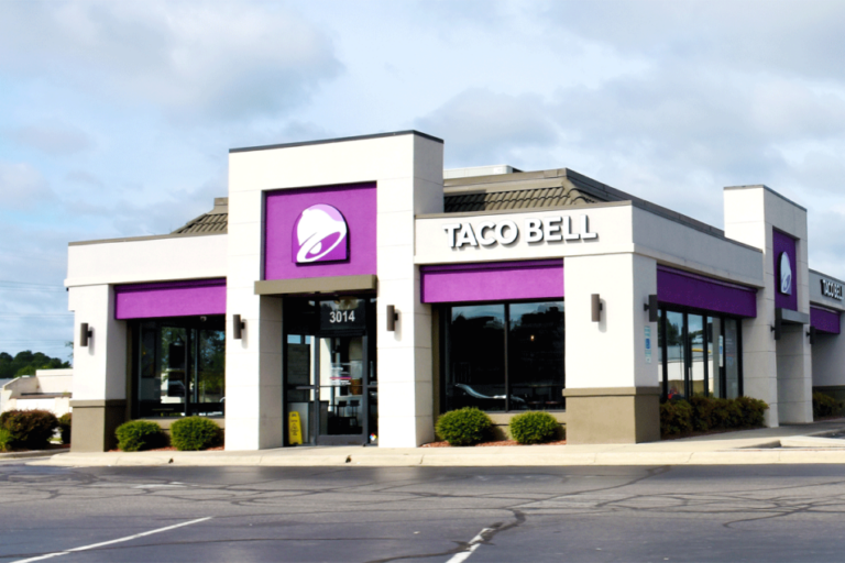 Miam! Boîné par Taco Bell, mais la cabane de pizza est en retard