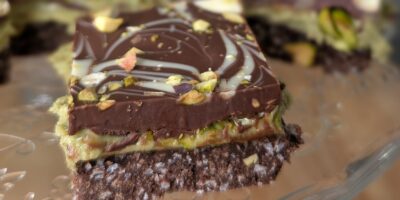 Bites de pistache au chocolat du Dubaï de Shane: aujourd'hui