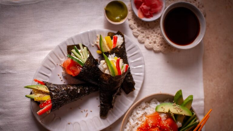 Cuisine asiatique d'Eva Pau: Simpie Sushi - Rolls de main faciles