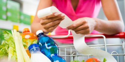 Sondage: les acheteurs américains s'attendent à ce que les tarifs frappent leur portefeuille