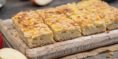 Gâteau de pomme avec du mazipan de la tôle | super juteux