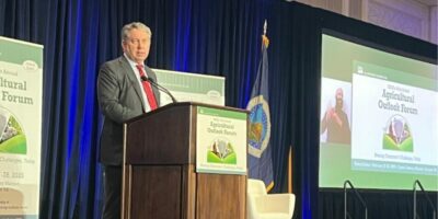 Doud parle de commerce en DC