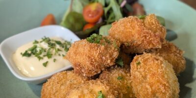 Les champignons à l'ail pané de Shane Smith avec Mayo à la ciboulette à l'ail: aujourd'hui