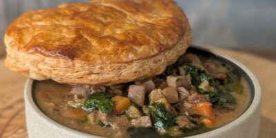 Mags Roche's Spring Lamb Pie avec de l'ail sauvage: aujourd'hui