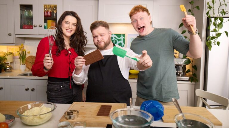 Les créateurs de Tiktok s'affrontent dans la confrontation culinaire