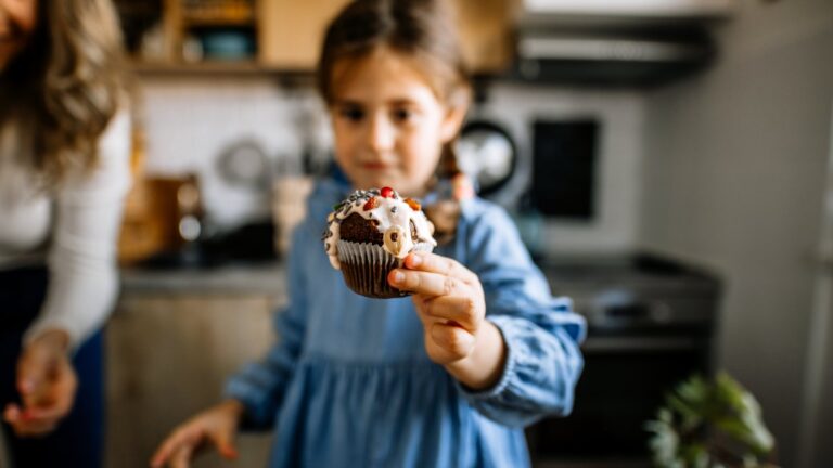Recettes amusantes à essayer avec des enfants pendant les vacances de Pâques