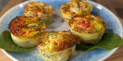 Muffins aux œufs de poulet et végétariens de Trisha Lewis avec base de pommes de terre pour bébé: Aujourd'hui