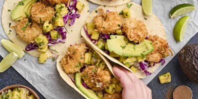 Tacos de crevettes à la noix de coco