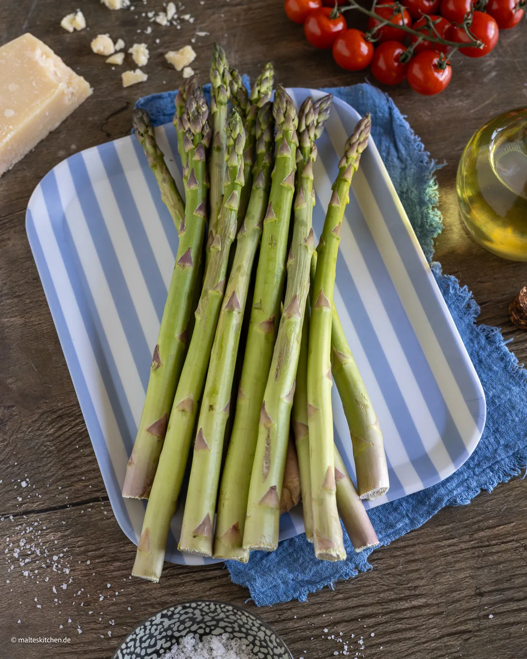Asperges vertes allemandes.