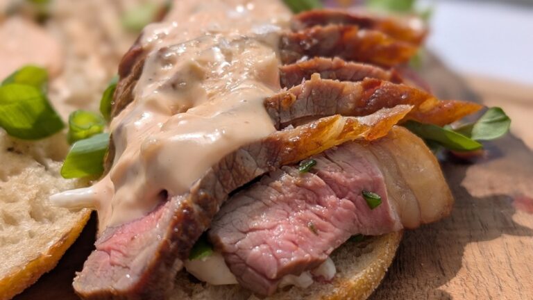 Sandwich au steak de striploin de Kevin Dundon Sandwich: Aujourd'hui