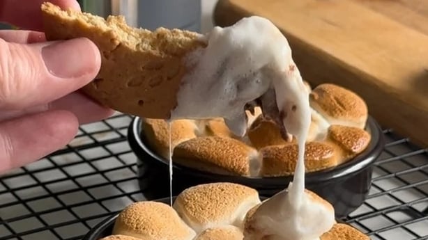 Le partage de Gina Daly les s'mores 