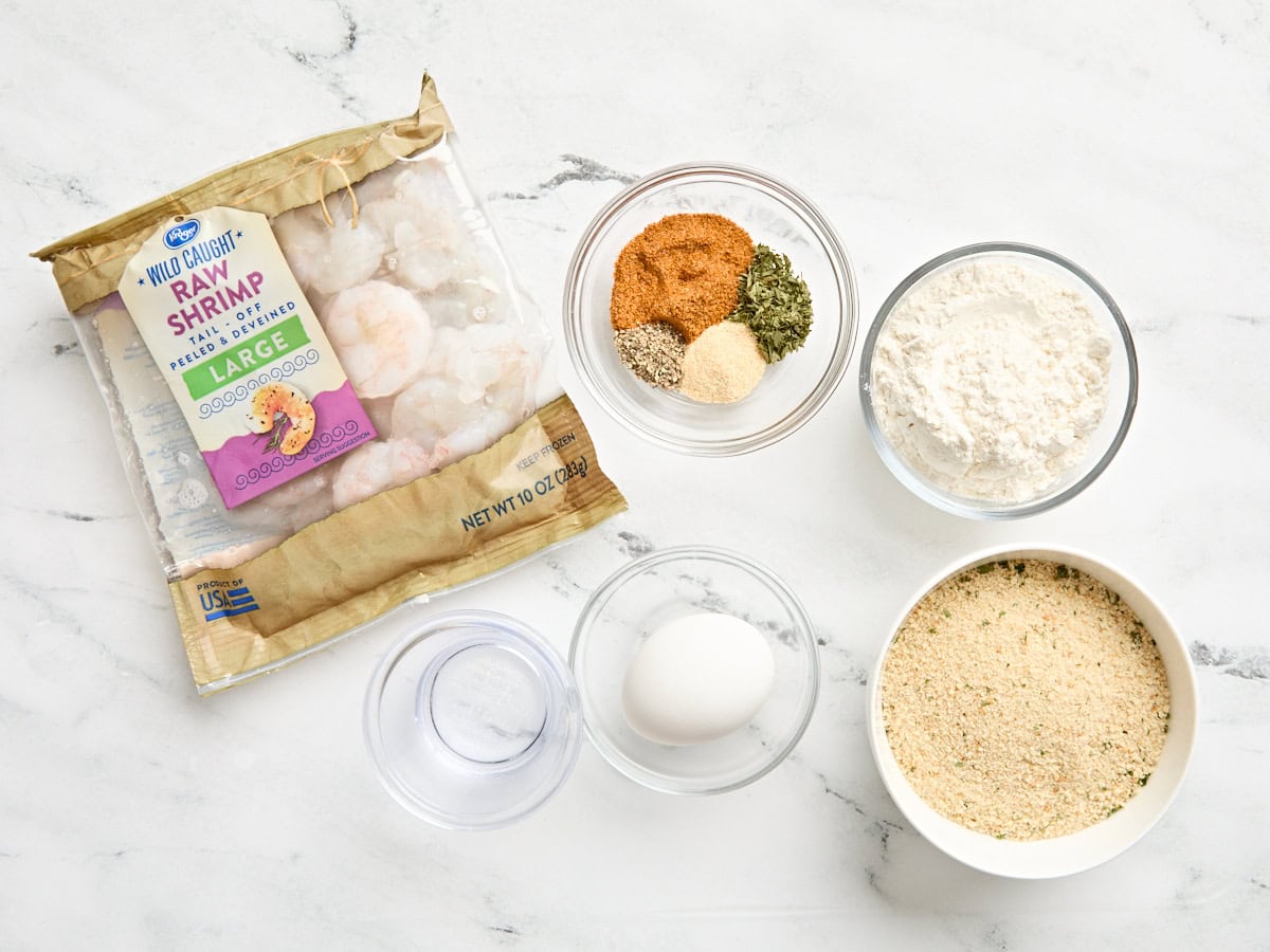 Les ingrédients pour faire des crevettes fritères à air.
