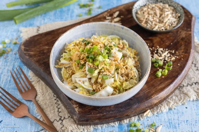 Salade miam miam avec chou chinois | Croquant, épicé, frais