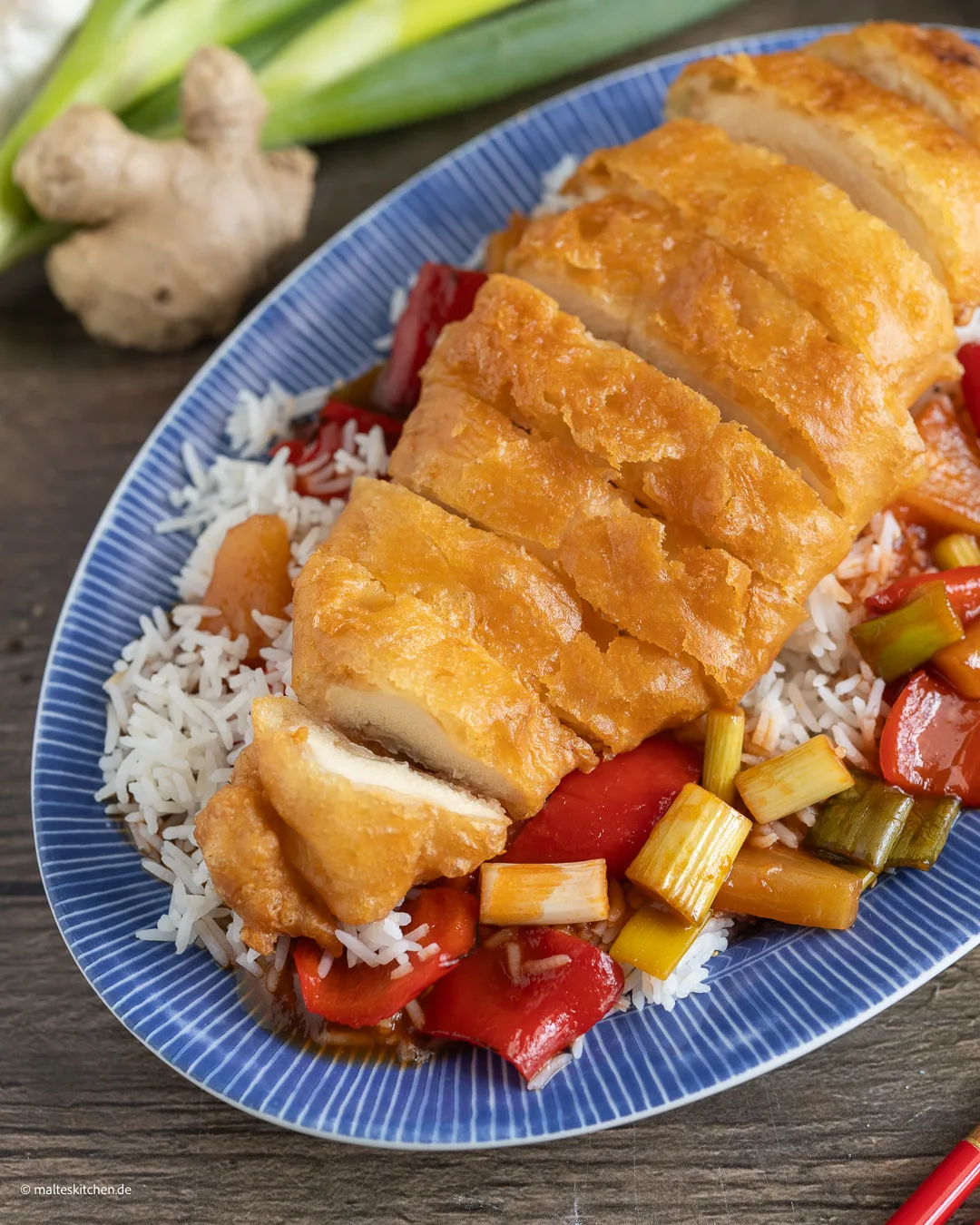 Poulet cuit au four en espèces chinoises
