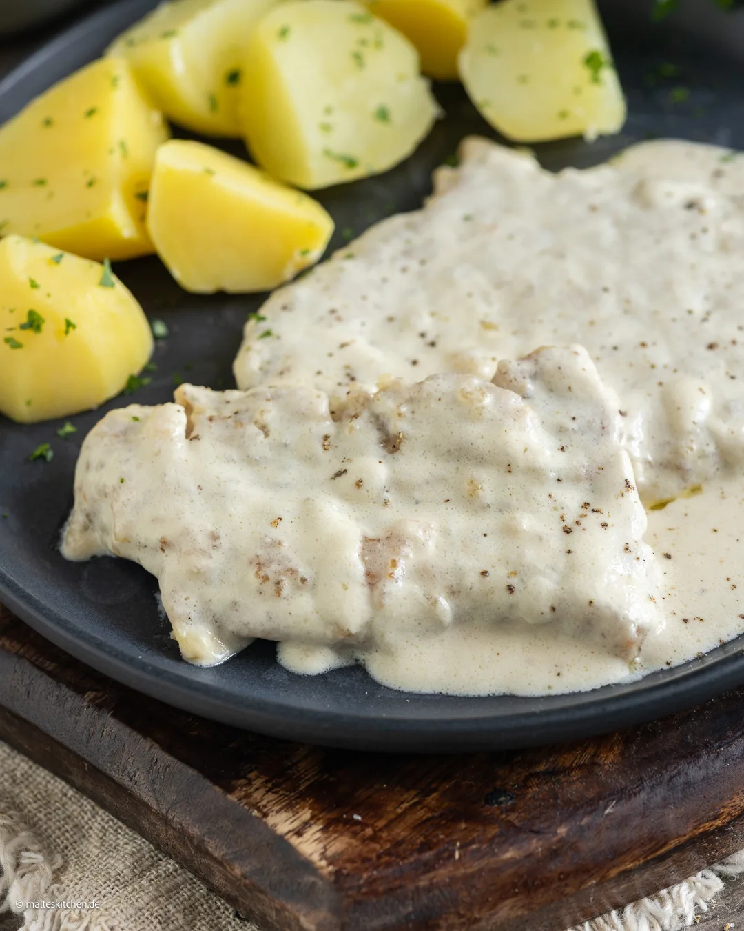 Juicy Cream Schnitzel selon la recette de grand-mère