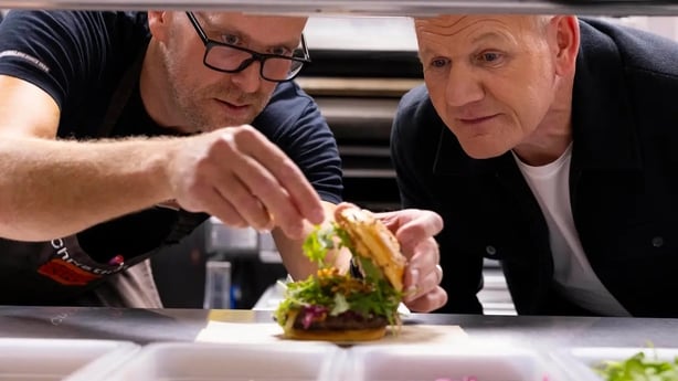 Gordon Ramsay et Christian Binney, directeur du développement alimentaire de Burger King UK (David Parry / PA Médias)