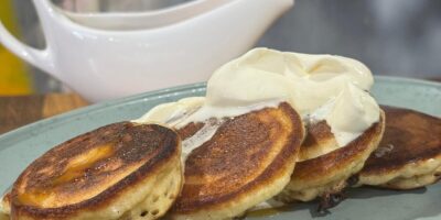 Les crêpes aux pommes de Kevin Dundon avec sauce au caramel: aujourd'hui