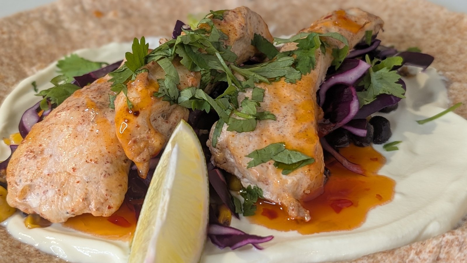 Tacos au poulet et au maïs doux d'Eunice Power avec yogourt irlandais Yogourt naturel vivant à la grecque Clonakilty