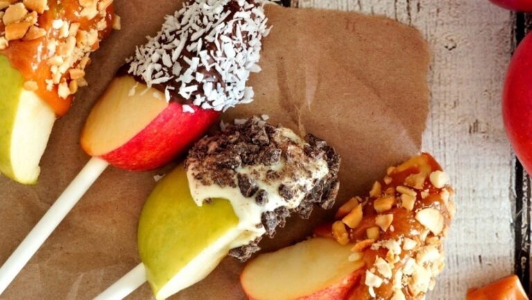 Comment faire des pommes au caramel pour Halloween