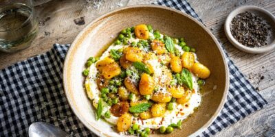 Gnocchis croustillants, pois mentholés et mascarpone