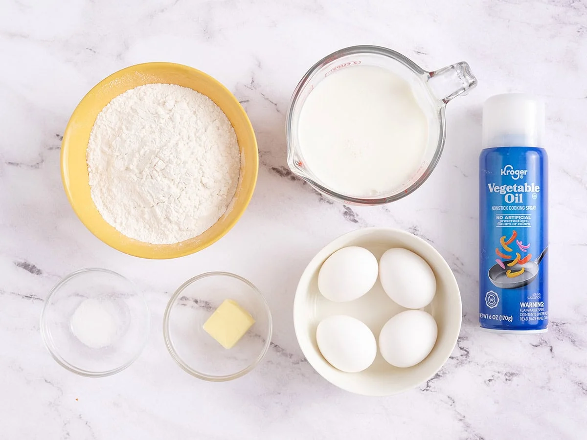 Ingrédients pour faire des popovers.