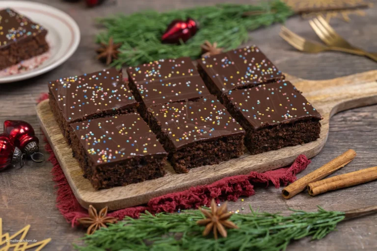 Gâteau aux épices du plateau | si juteux et Noël