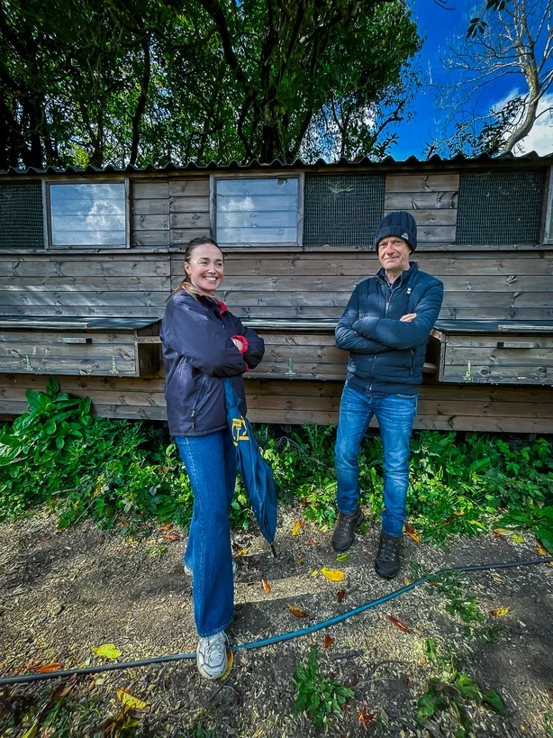 Katie juge et Mick Kelly