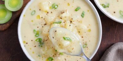 Soupe de pommes de terre et poireaux