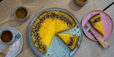La cuisine asiatique d'Eva Pau : Tarte au sésame noir et au yuzu