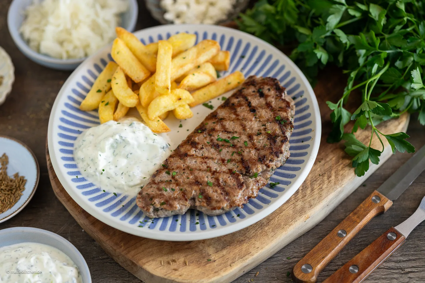 Bifteki à la feta – boulettes de viande grecques juteuses