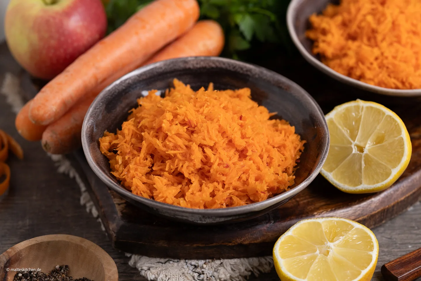 Salade de carottes aux pommes | croquant, frais et délicieux