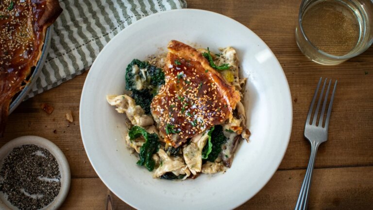 Cuisinez comme un chef : tarte au poulet et aux champignons