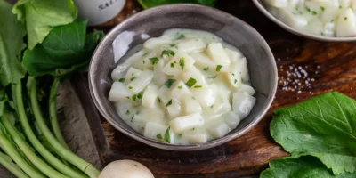 Tendres navets de mai à la crème | La recette de grand-mère
