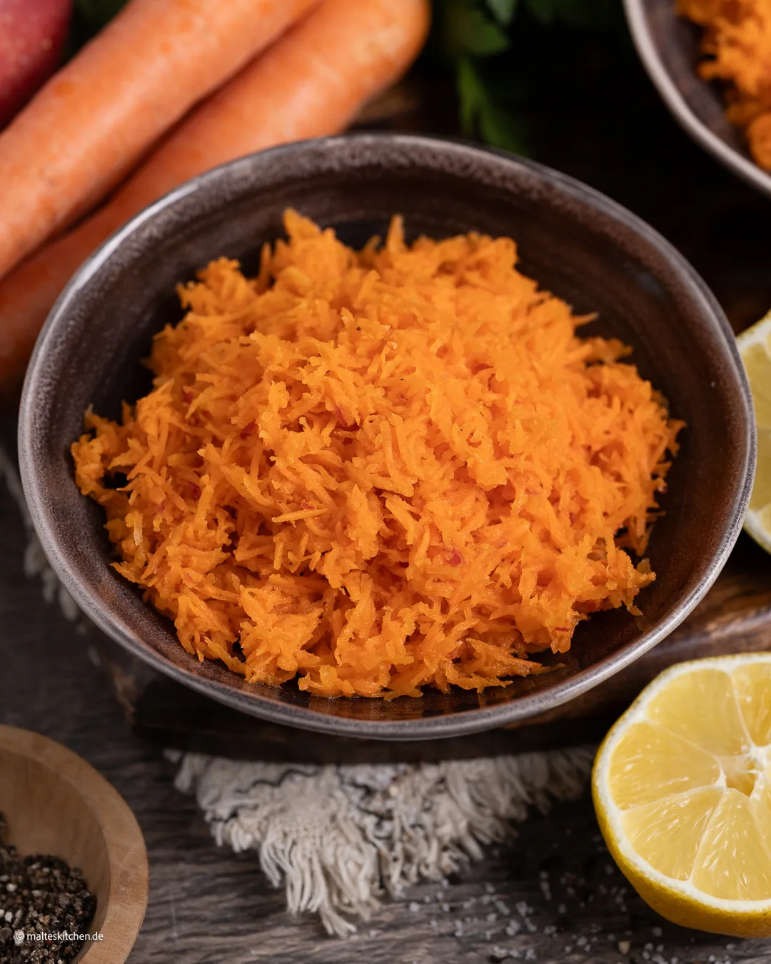 Salade de carottes aux pommes | croquant, frais et délicieux