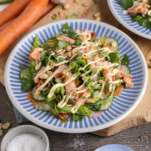 Salade Banh Mi au saumon