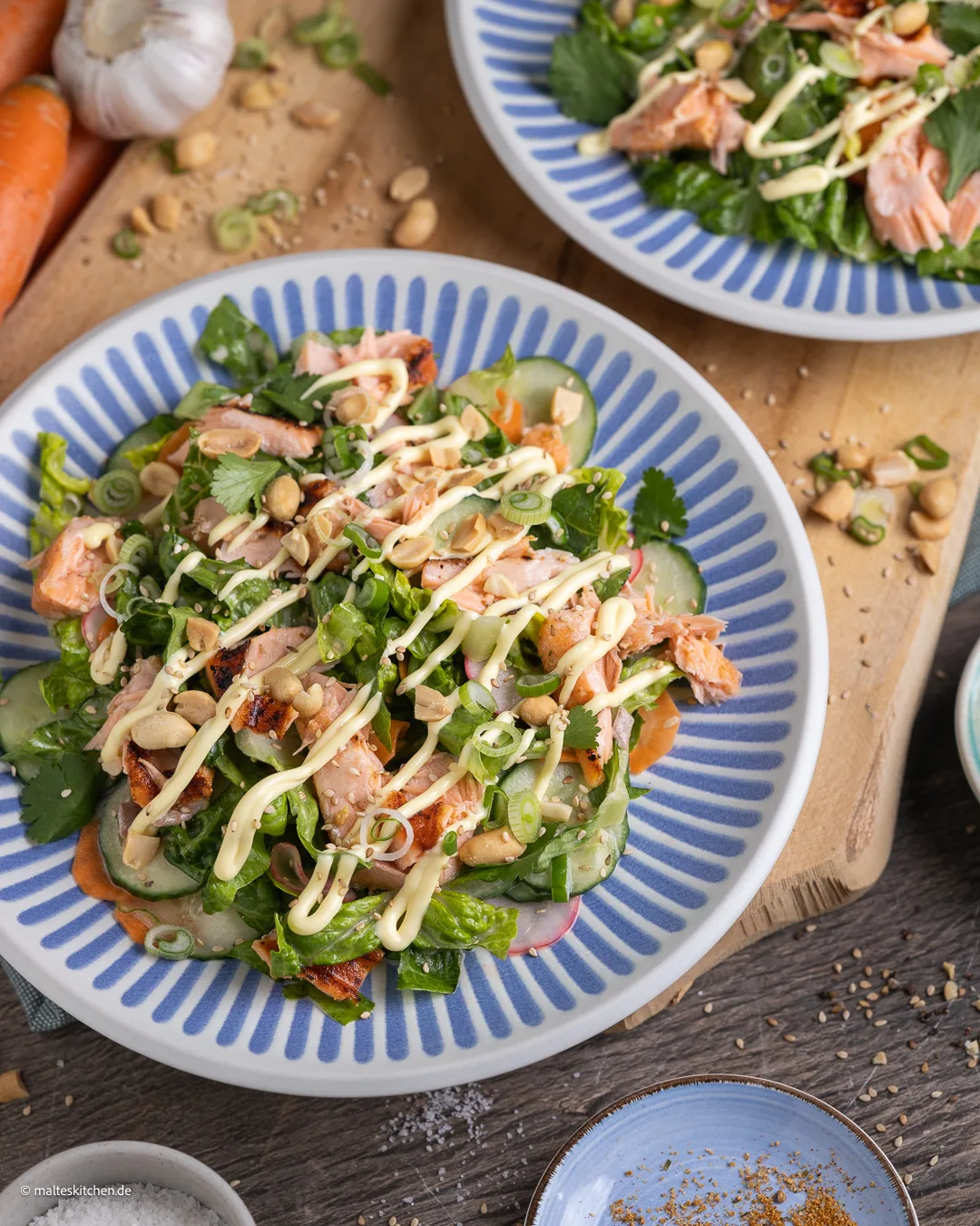 Salade Banh Mi au filet de saumon