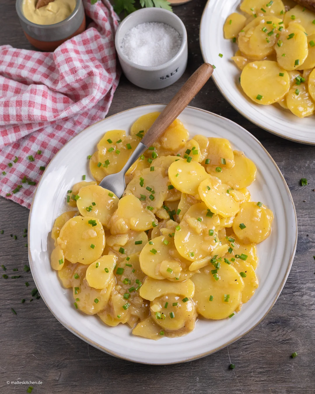 Salade de pommes de terre au bouillon