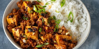 10 plats riches en protéines et en saveurs