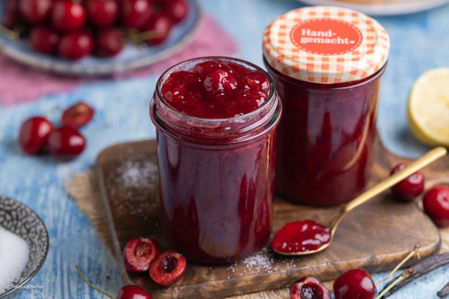 Confiture de cerises de grand-mère aux griottes et vanille