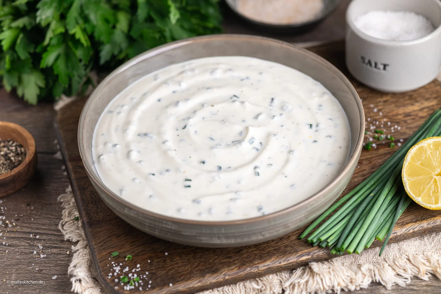 Crème sure : Trempette parfaite pour les légumes cuits au four, les pommes de terre, etc.