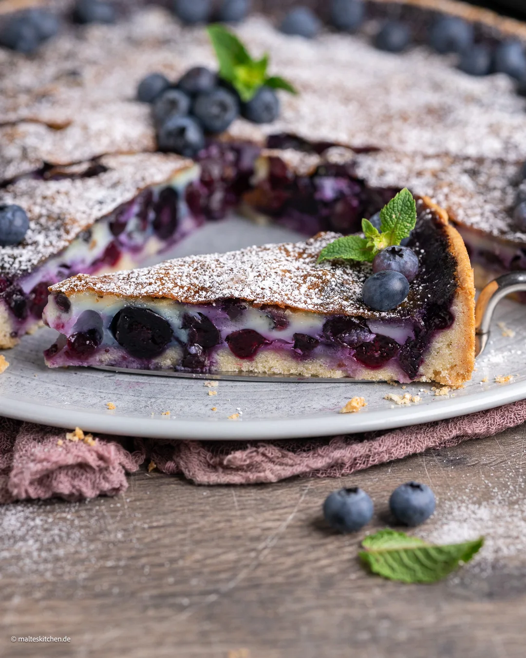 Gâteau aux myrtilles et pâte brisée